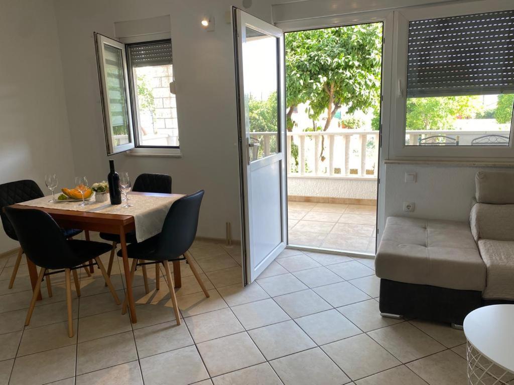 Apartmani Josipa Trogir Exterior foto